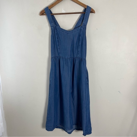 Mountain Warehouse 100% Tincel chambray knee length dress SZ 6 blue lightweight - Picture 3 of 13